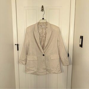Chic Cream Blazer